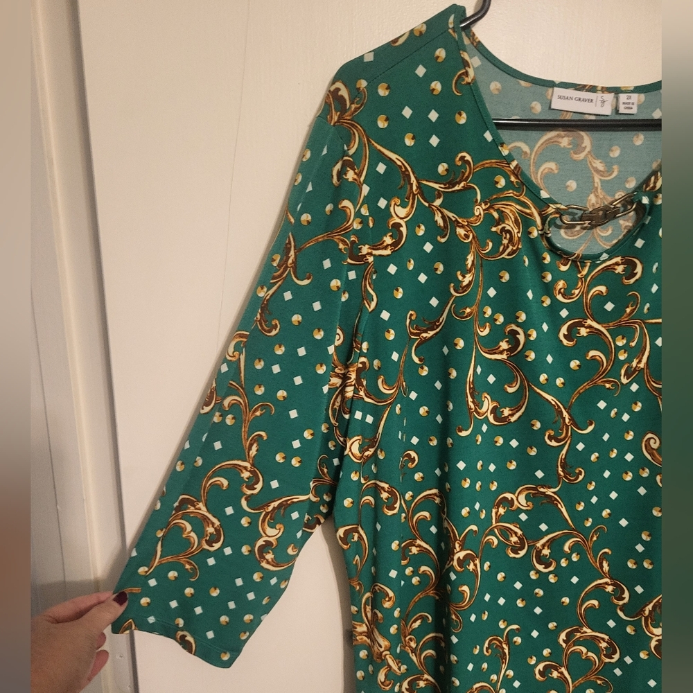 #56 Susan Graver Green Gold Swirl Blouse, Plus Size 2X - Picture 5 of 10